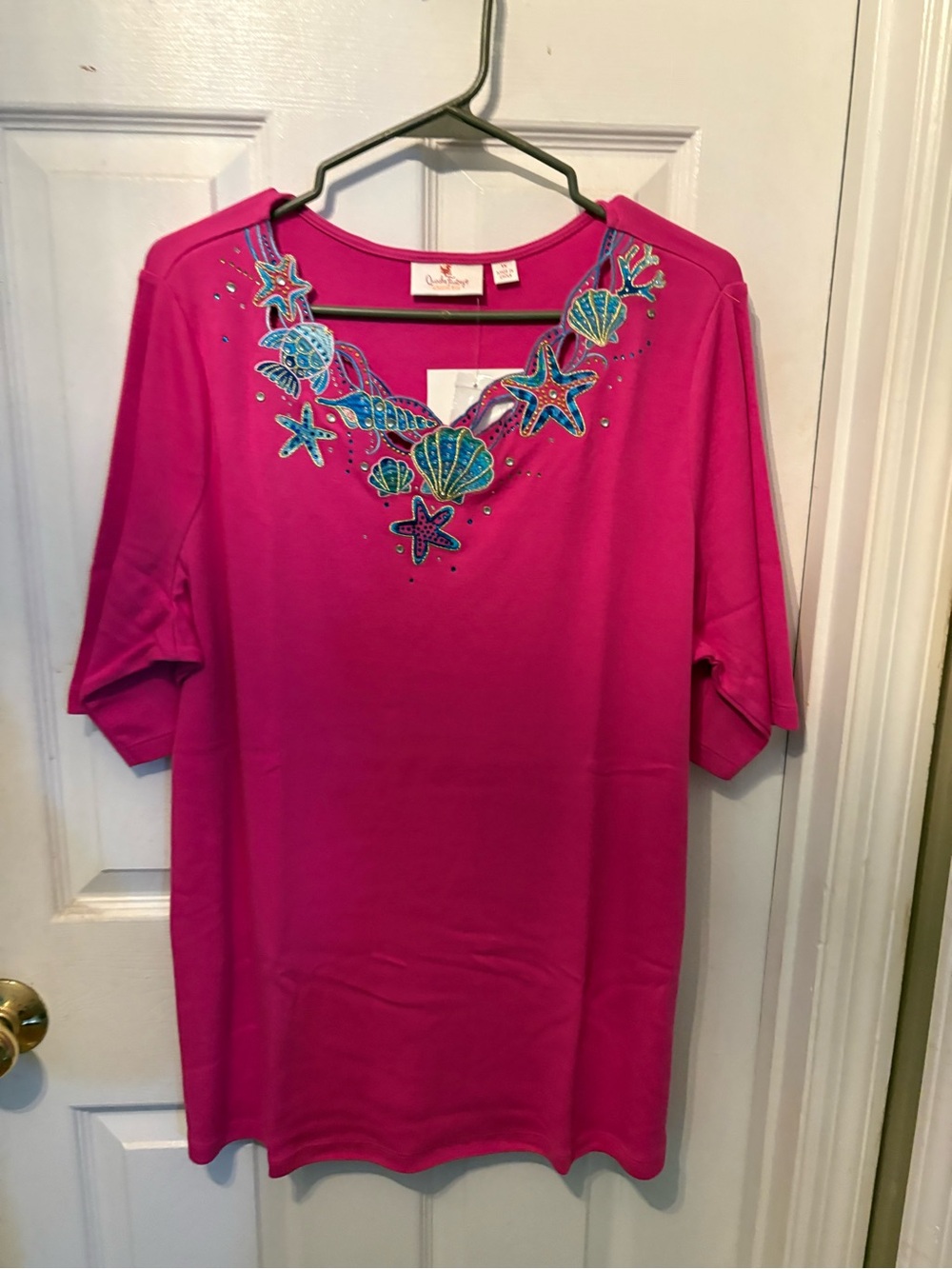 Quacker Factory Hot Pink Embroidered Sea Life V-Neck Tee